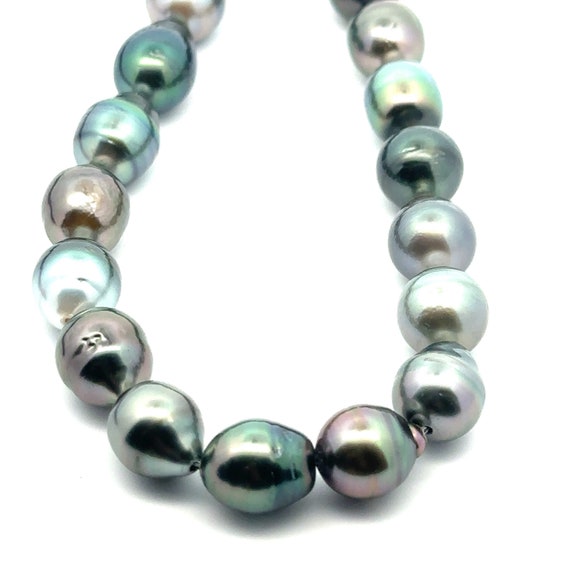 Tahitian pearl strand, 100% natural colors. SKU#TPP29