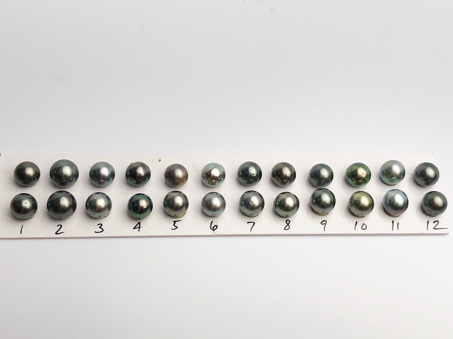 10-11mm Tahitian AAA Loose Matched Pearls, 10mm Round (205)