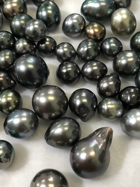 Tahitian Baroque 9mm Pearls AAA (952)