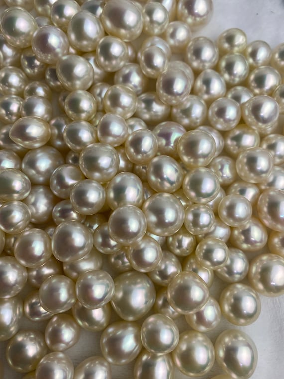 South sea pearls, AAA, drop, oval shape 10-16mm