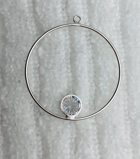 Round Drop with white CZ. #5003530BM4