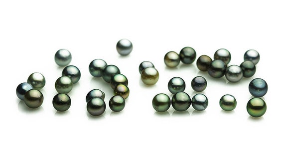 Tahitian pearls, drop/oval, Light Multi Color (RF-032)