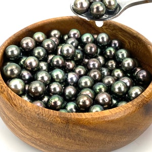 9mm Stunning A+ peacock Tahitian pearls, SKU#10060