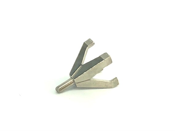 14K White Gold SQ Center W/Peg V-End Sku#75CT SO38P 5 VS