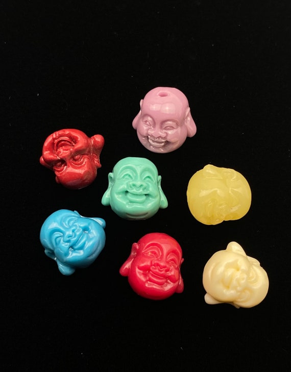 9.31 mm Buddha head MOP, SKU# M739-8