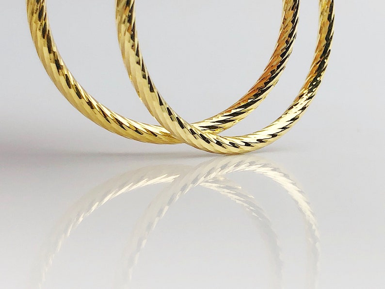 14k 2mm Gold Twist Hoop Earrings #882-205, 208, 207, 206 1 18 to 12 Made in USA