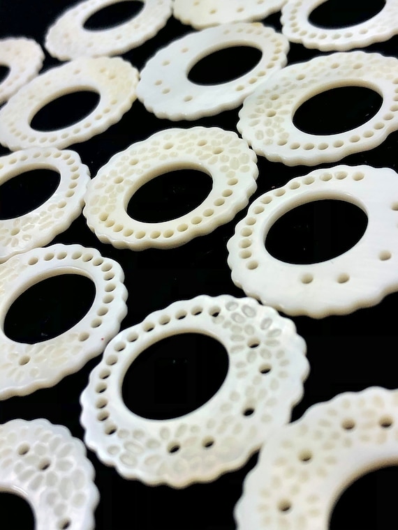 White South Sea Mother Of Pearl Beads Sku#M490