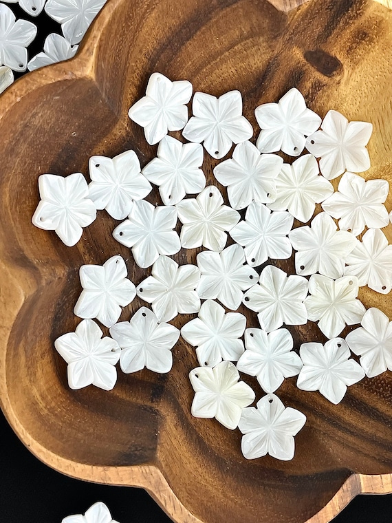 Mother of Pearl white flower