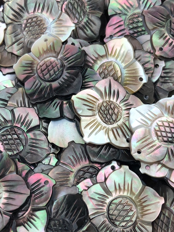 Black Tahitian Mother Of Pearl Flower Sku#M484