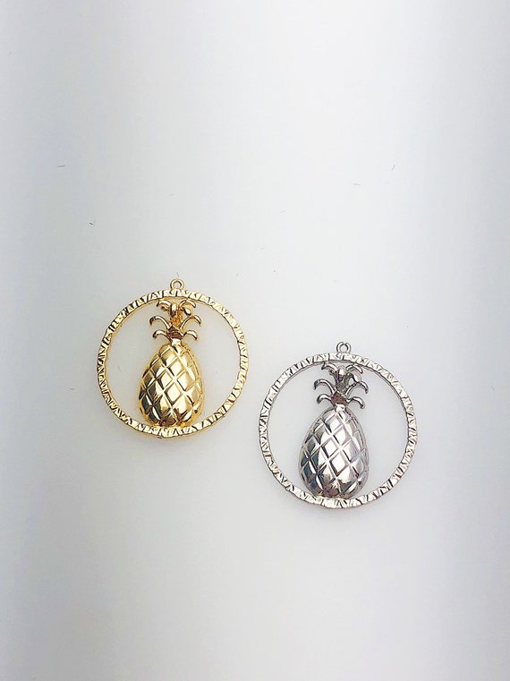 14K Solid Gold Pineapple Circle Charm w/ Ring, 17.0mm, Made in USA (L-95)