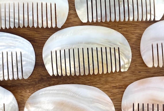Mother Of Pearl Comb, Sku#M190-3