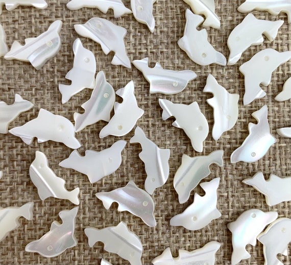 Mother of Pearl Dolphin Beads Sku#M374