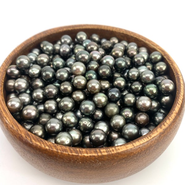 7mm Tahitian pearls, round near round, A quality  #161