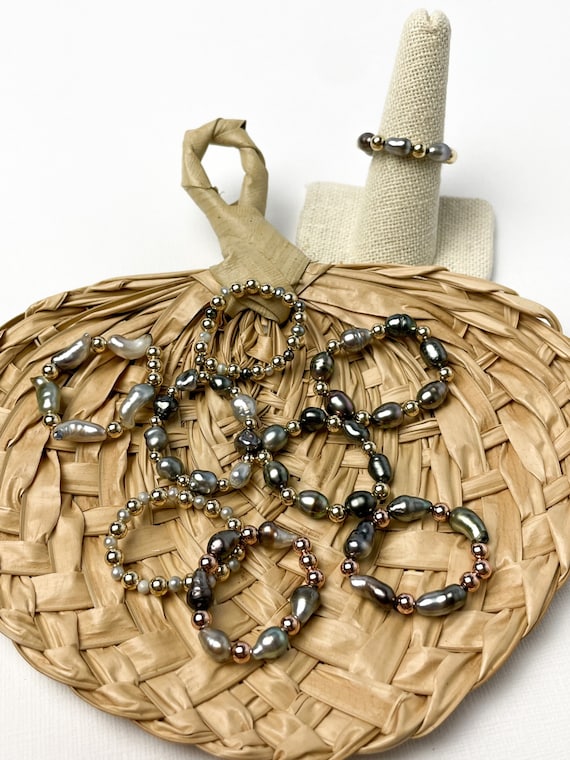 Tahitian Keshi stretchy rings, Sterling Silver, 14K Gold Filled & Rose Gold filled. SKU#3058