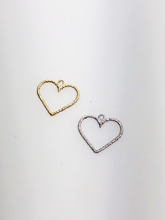 14K Solid Gold Textured Hearts Charm w/ Ring, 12.4x11.0mm, Made in USA (L-136)