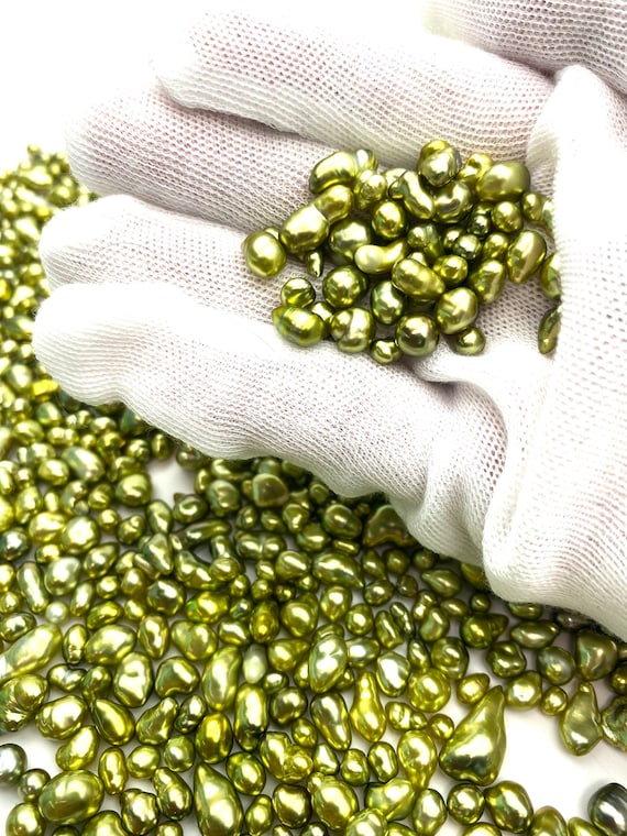 Pistachio Tahitian Keshi pearls, Keshi Pearl, Keshi, Pearls
