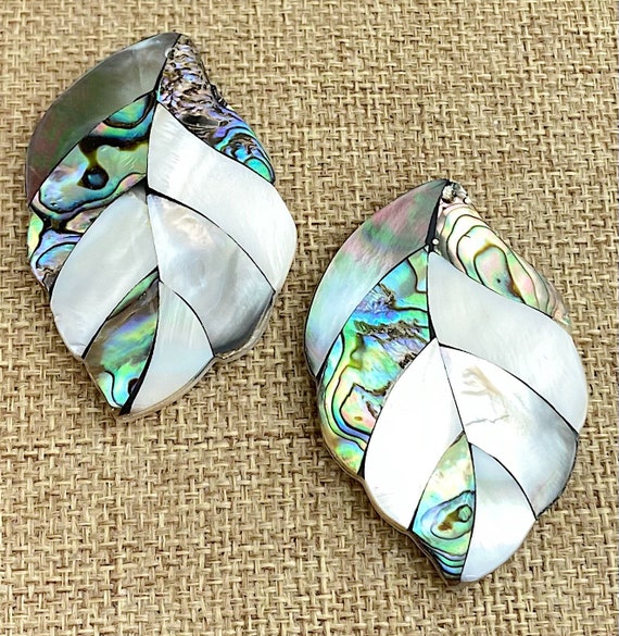 Abalone Mother of Pearl Leaf Charm