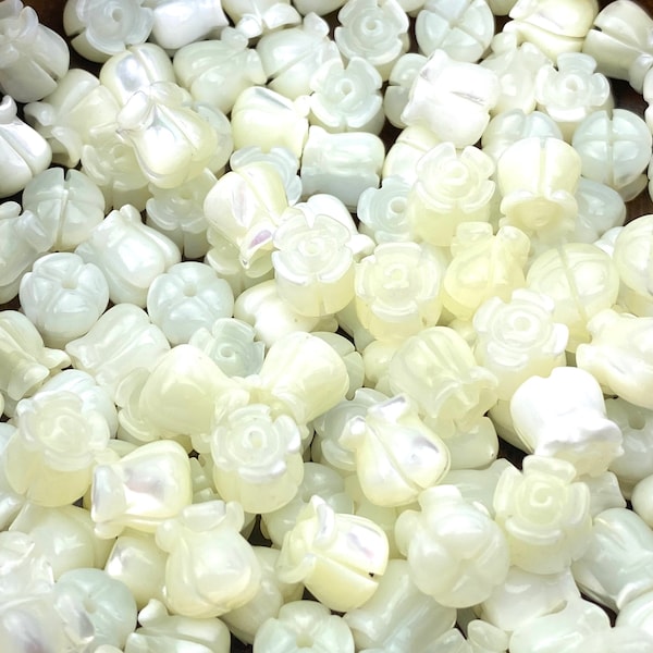 Mother Of Pearls Small White Crown Flowers Beads, Sku#M22