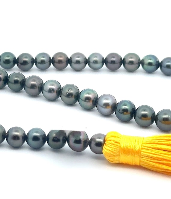 Tahitian pearl strand, 100% natural colors.SKU# TPY106