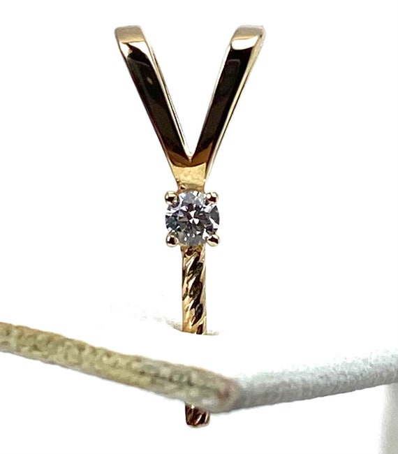 14ky Diamond pendant