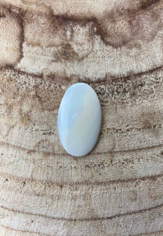 Oval Mother Of Pearl Bead, Sku#M2045