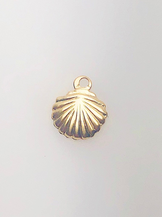 14K Gold Fill Seashell Charm w/ Ring, 7.7mm, Made in USA - 1095