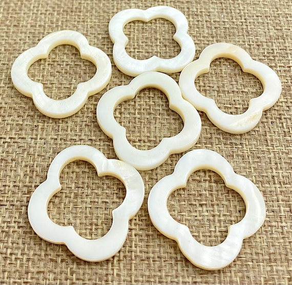 Mother of Pearl Charm Sku#M369