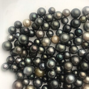 30 pcs, Round/Semi-Round/ Oval Tahitian Pearls, A, 7mm to 11mm, Imported from Tahiti image 3