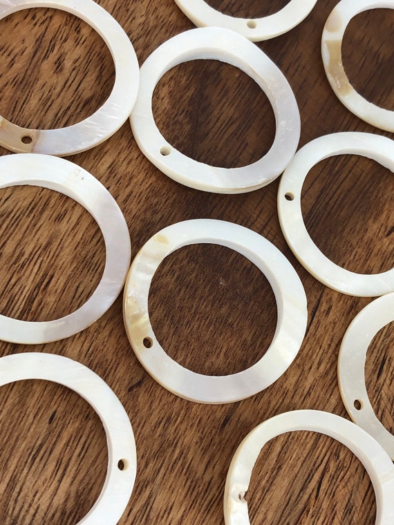 White South Sea Mother Of Pearl Bead Sku#M575