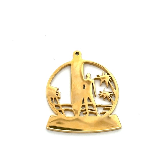 Stunning medium round charm with a picture of a person on the beach, SKU#M3414