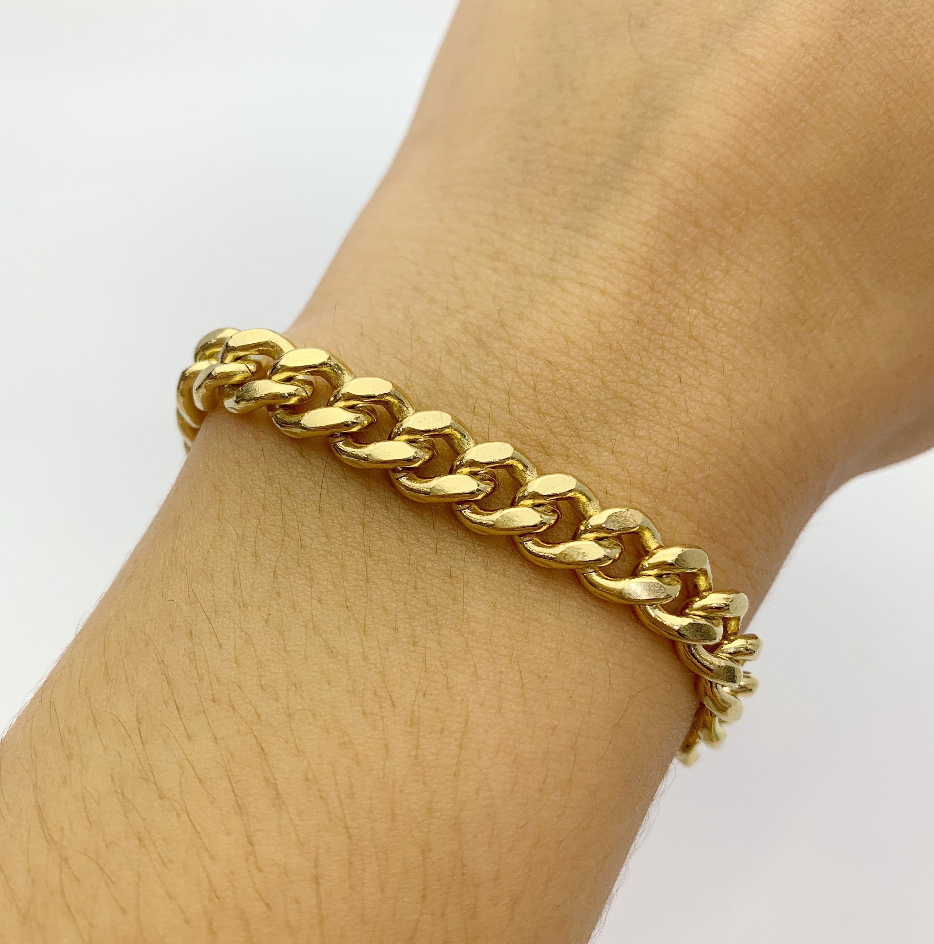 Curb Chain Bracelet 7 inch 14k Gold Filled 7.6mm (SM96LC)