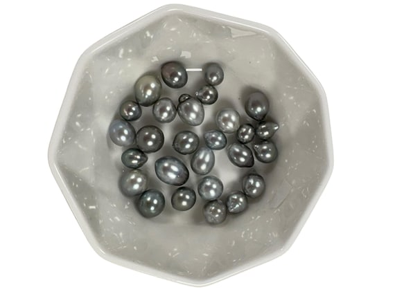 AAA Tahitian  Silver Drop pearls.
