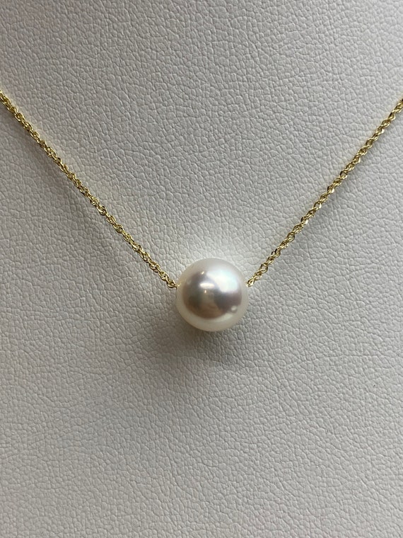 Japanese Akoya Floating Pearl Necklace