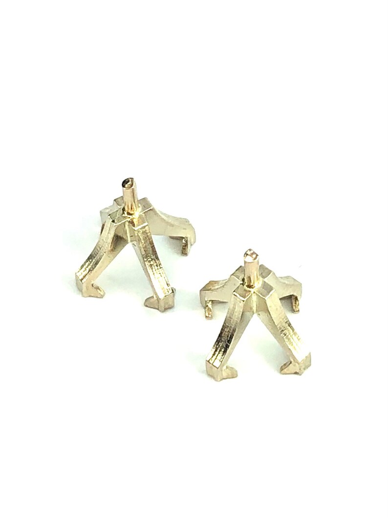 14K Yellow Gold SQ Center WPeg Sku#1.0CT971-5.5