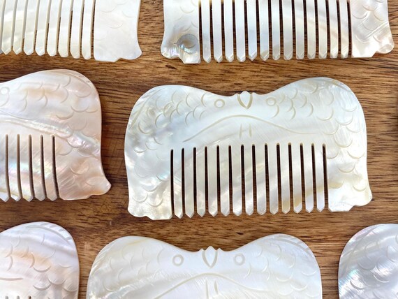 Mother Of Pearl Comb, Sku#191-2