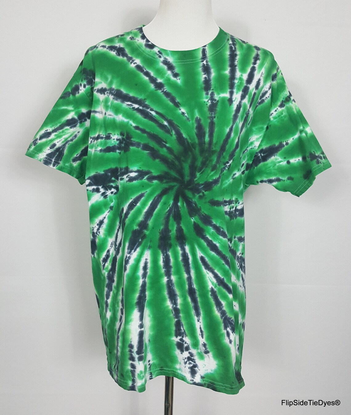 Tie Dye Shirt green & Black hand Dyed Youth / Etsy Hong Kong