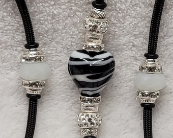 Black/White Heart Dog Show Lead/ Custom Beaded Show Dog Lead/Dog Show Leash Bling Snap Dog Lead