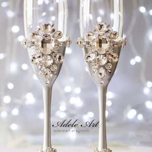 Champagne SILVER Wedding Flutes, Set of 2, Wedding glasses, Bride and Groom, Brilliant Wedding, champagne glasses, hand painted