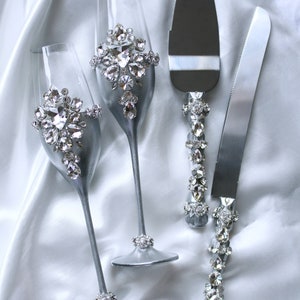 Silver Wedding Flutes set, Personalized Wedding glasses and Cake Server Set, Champagne flutes Cake cutting, Wedding set of 4 pcs image 2