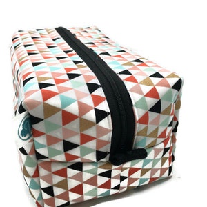 Boxy Bag, Toiletry Bag, dopp kit, Travel bag, Makeup Bag, Accessory bag, Wash Bag, Wet Bag in Metallic Triangle