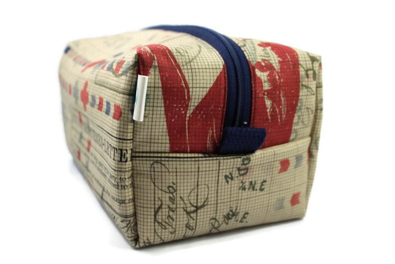Wet Bag Dopp Kit -Travel Bag -Makeup Bag Wash Bag Boxy Bag -Toiletry Bag Eclectic Elements Accessory Bag