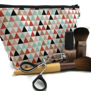 Kosmetiktasche Makeup Bag Gadget Tasche in Metallic Triangle