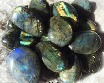 Large Labradorite Palm Stone, Premium Quality Labradorite, Tumbled Labradorite, Full Moon Charged, Pagan Altar, Magic, Spells, Crystal Grid!