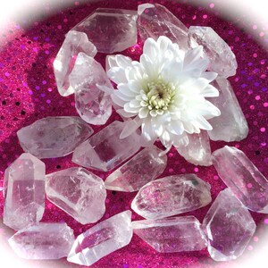 Quartz Point, Premium Quality, Crystal Grid, Charged under Full Moon, Chakra, Magic and Spell Work, Use in Tarot Readings!