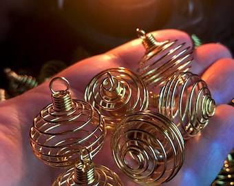 Gemstone Cage Pendant, Gold Cage Necklace, Gemstone Cage Necklace, Crystal Cage, Flexible, Pendant, Keep your crystals inside!