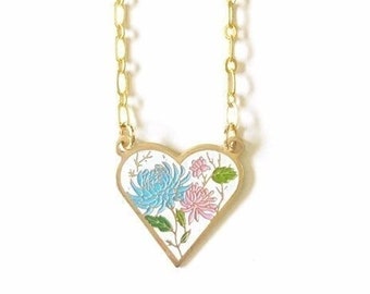 Gold Heart Necklace with Flowers for Women, Boho Jewelry, Floral Jewelry, Birthday Gift for Friend Jewelry