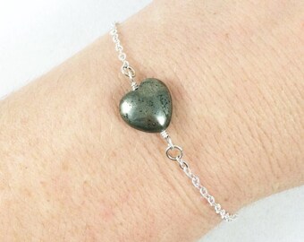 Pulsera de corazón de pirita: delicada cadena de piedras, joya protectora