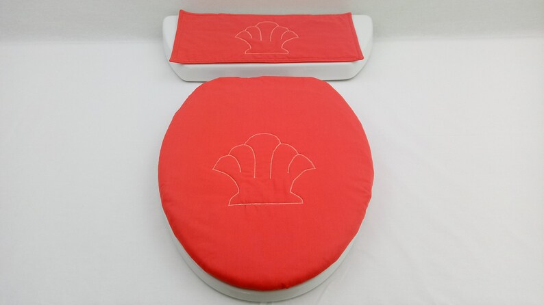 Shell Macro View Oak Elongated Toilet Seat
