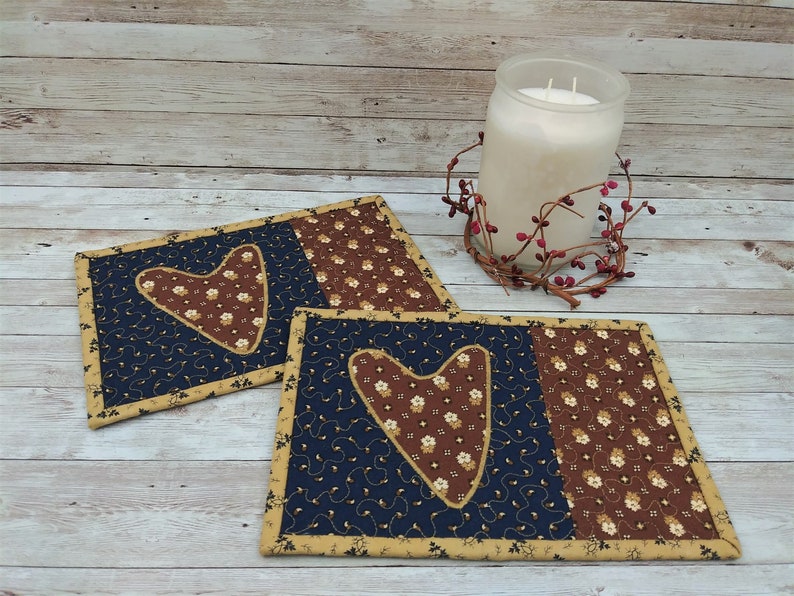 Snack Gift Basket Ideas Quilted Coasters Quilted Mug Rug Set Desk Mat Accessories Rustic Home Decorations Heart Applique Design #912