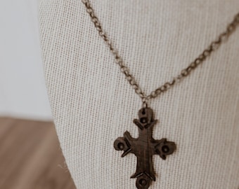 Hand-Carved Wooden Cross Necklace – Christian Gift, Rustic Faith Jewelry, Religious Pendant for Men & Women